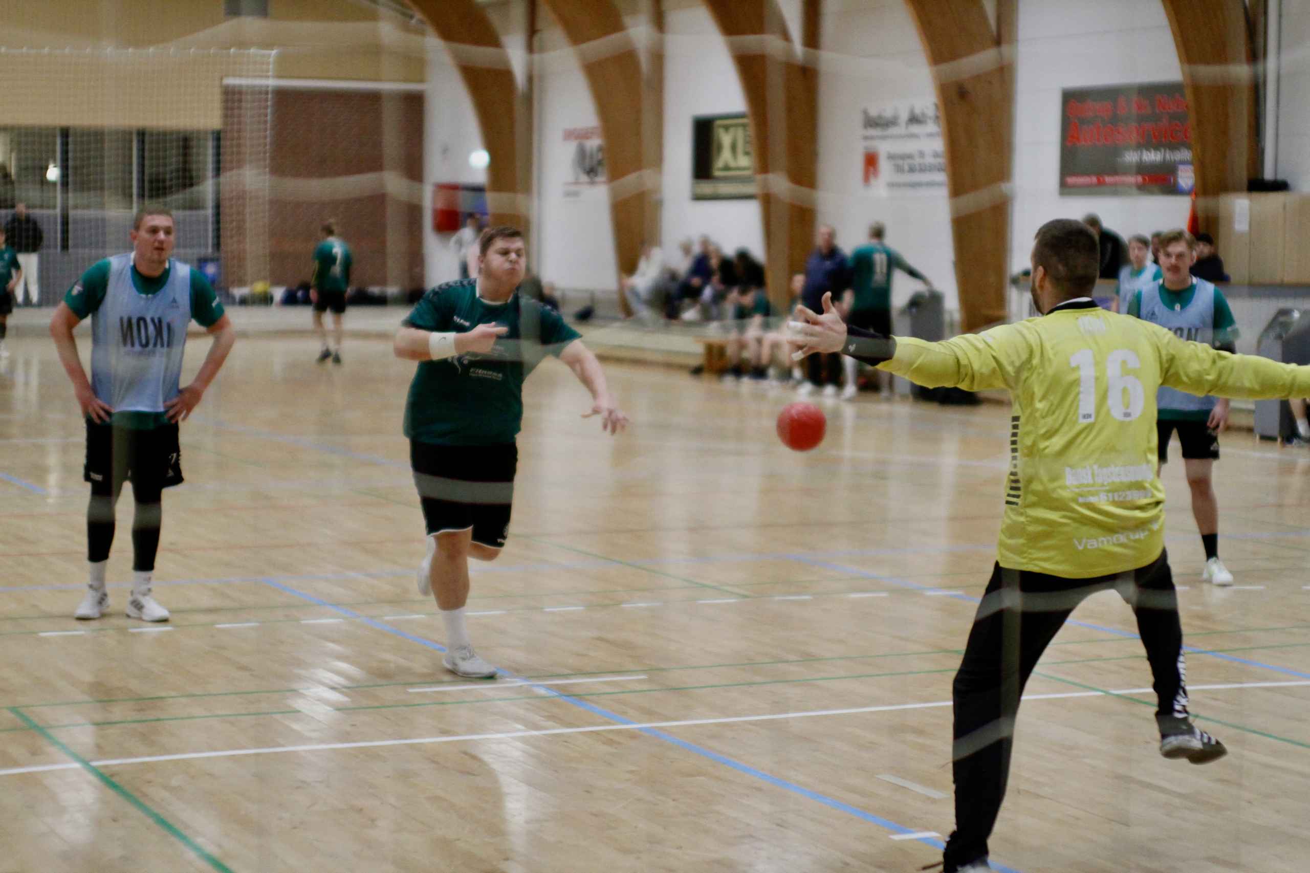 Blåbjerg HK Serie 2  triumferer i topkamp