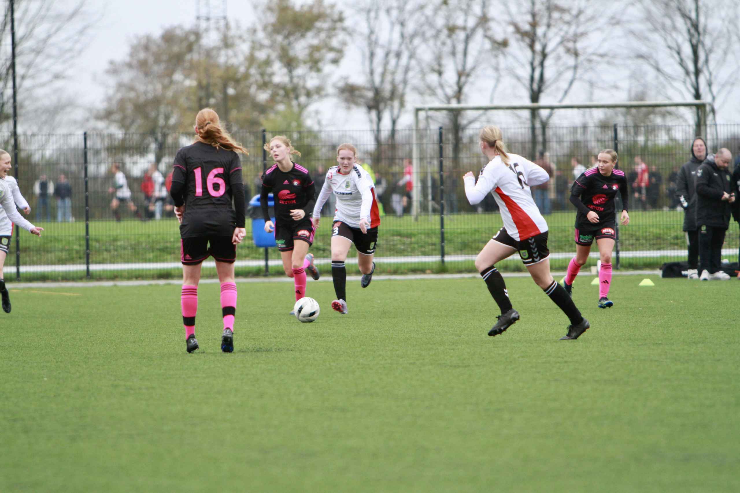 Varde IF pigerne taber 1-3 til FC Thy-Skyrum