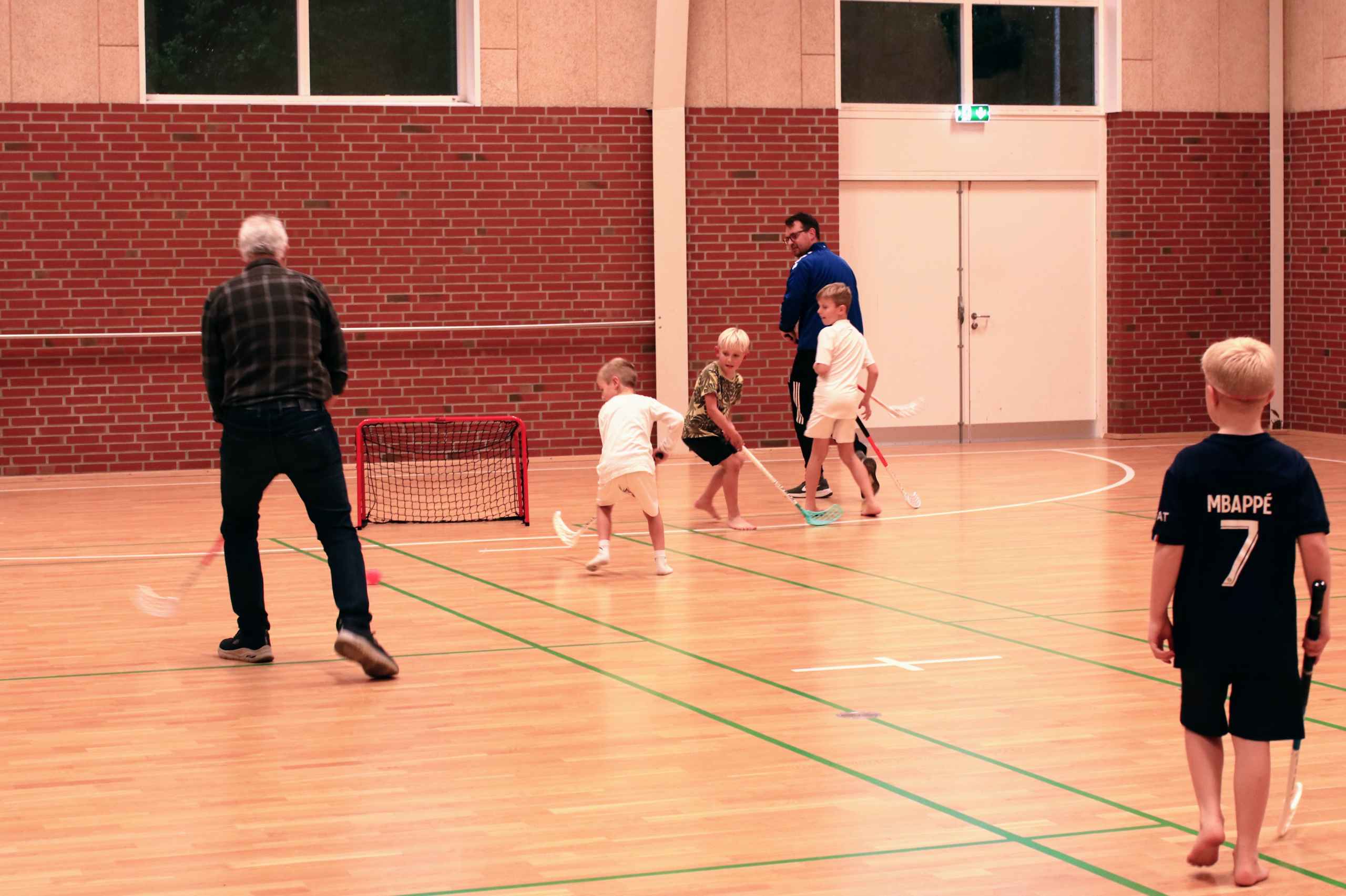 Stor succes med Pizza og Fredagsfun