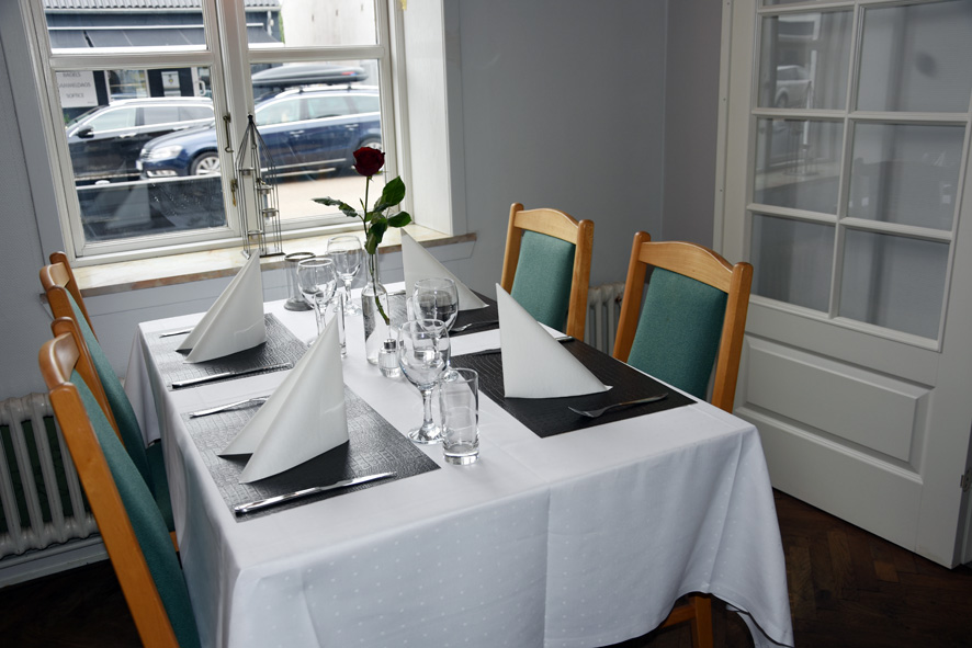 Kjærs Restaurant og Ishuset