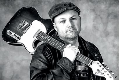 Bjarke Nørgaard - sanger og guitarist, optræder denne gang som solist på Bryghuset.