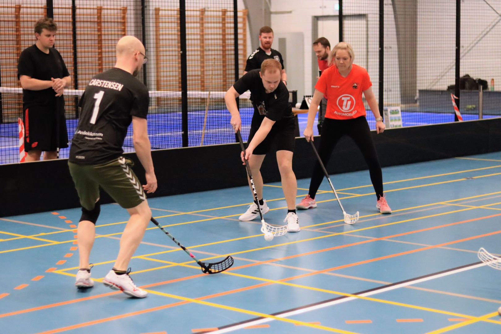 Floorballhold sætter hinanden stævne