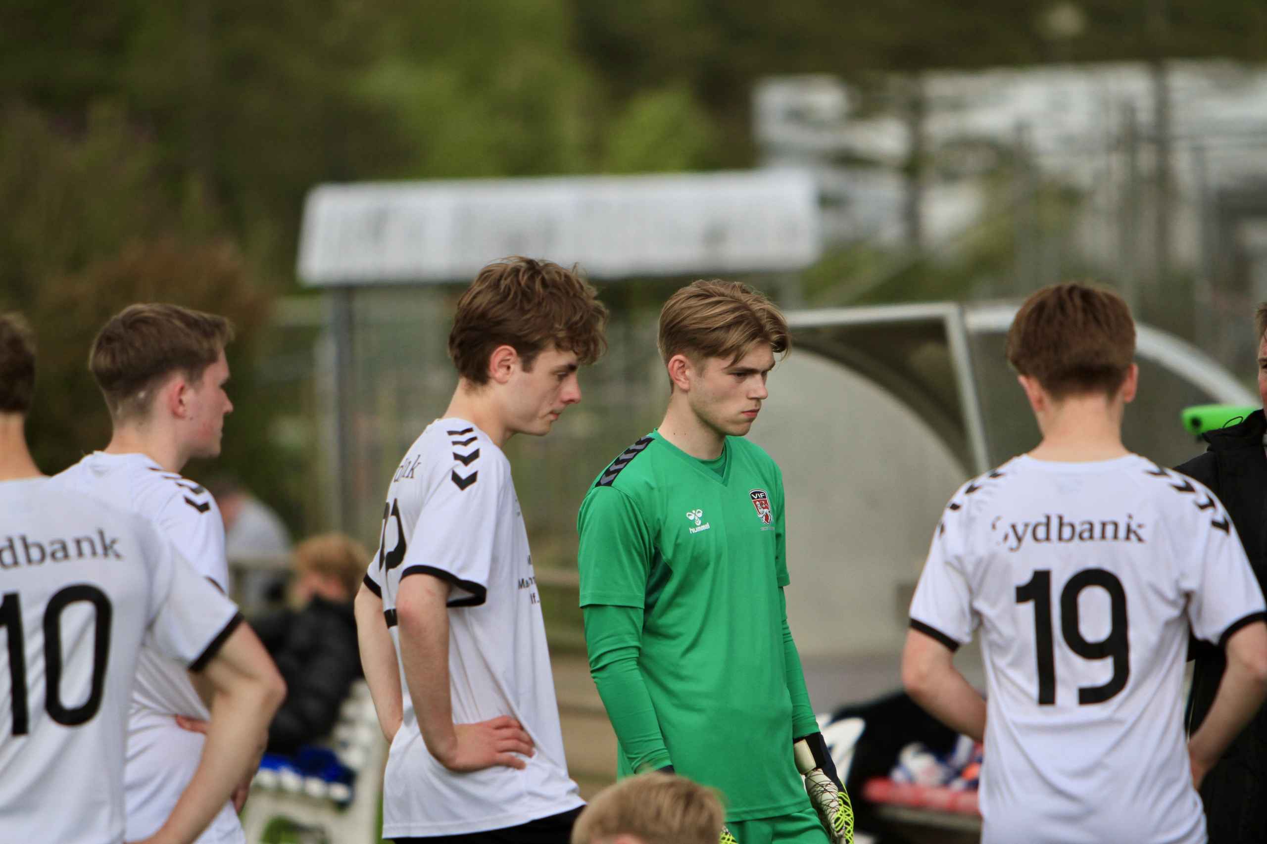 U19 vinder dramatisk lokalopgør