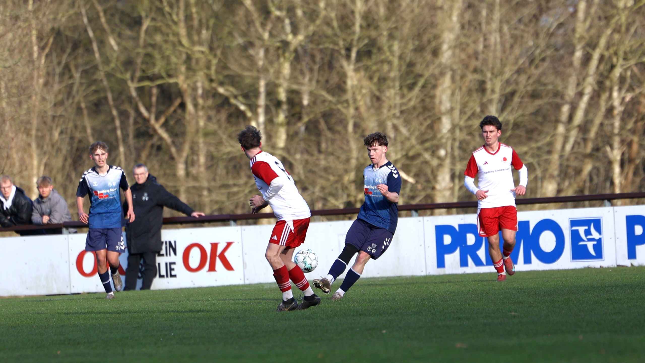 HTS U19 vinder 5-1 over SGI. Se de mange billeder.