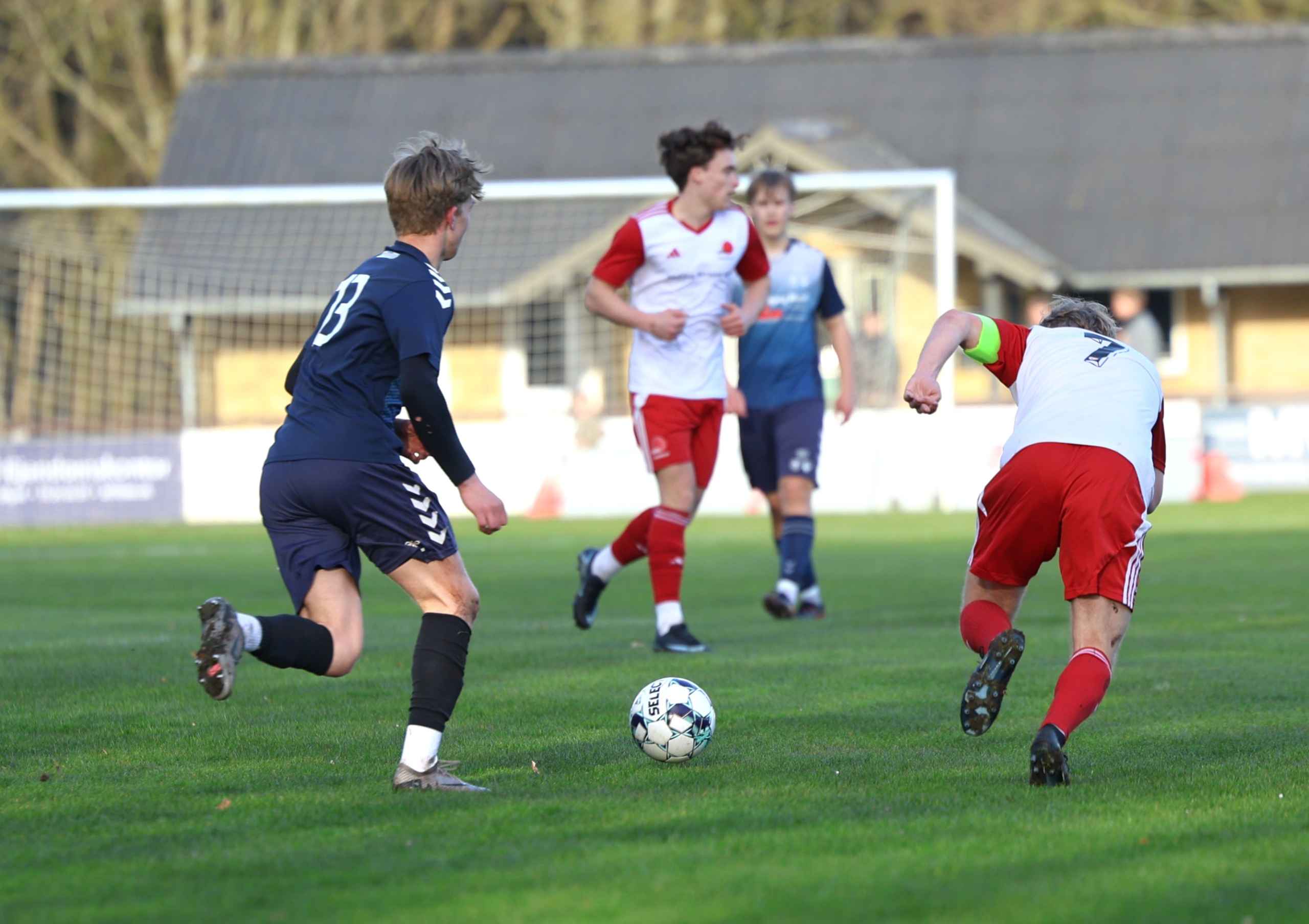 HTS U19 vinder 5-1 over SGI. Se de mange billeder.