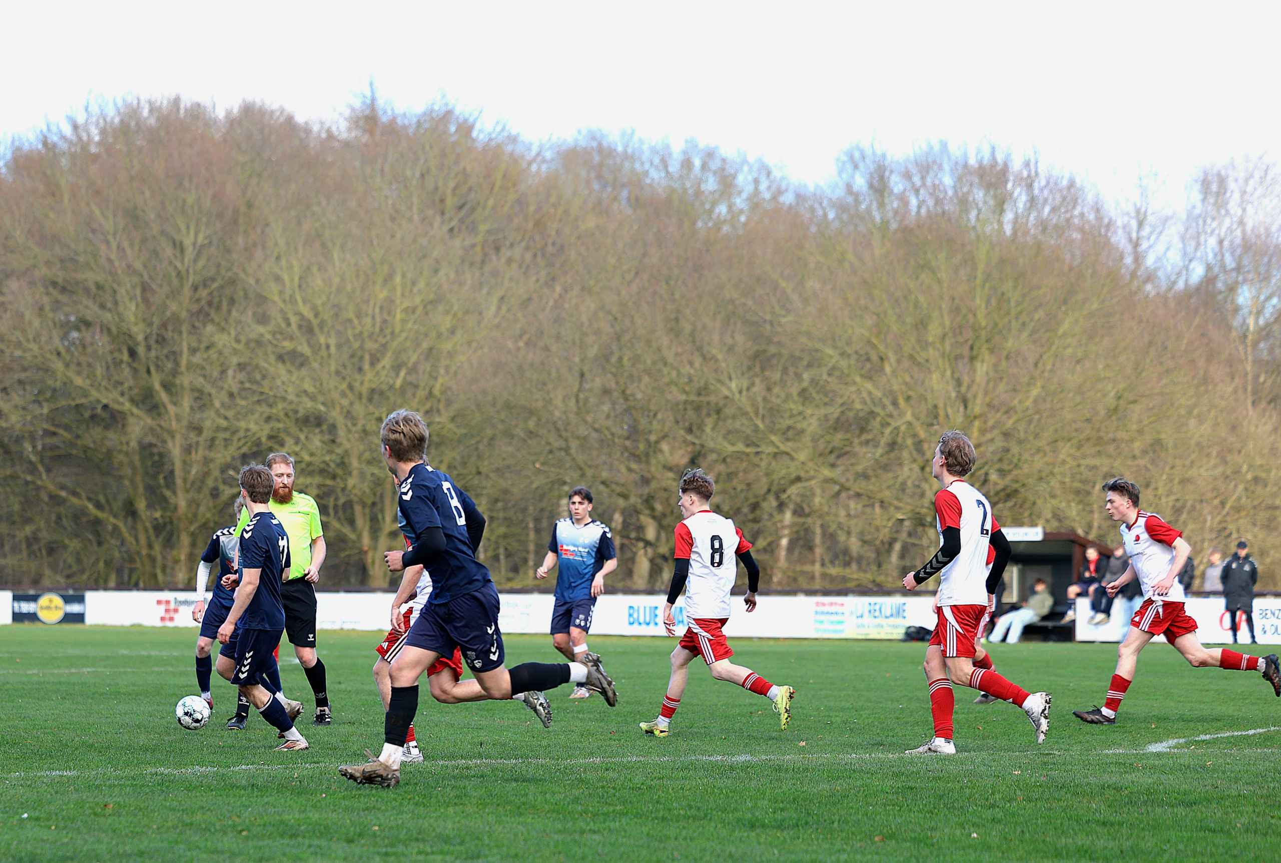 HTS U19 vinder 5-1 over SGI. Se de mange billeder.