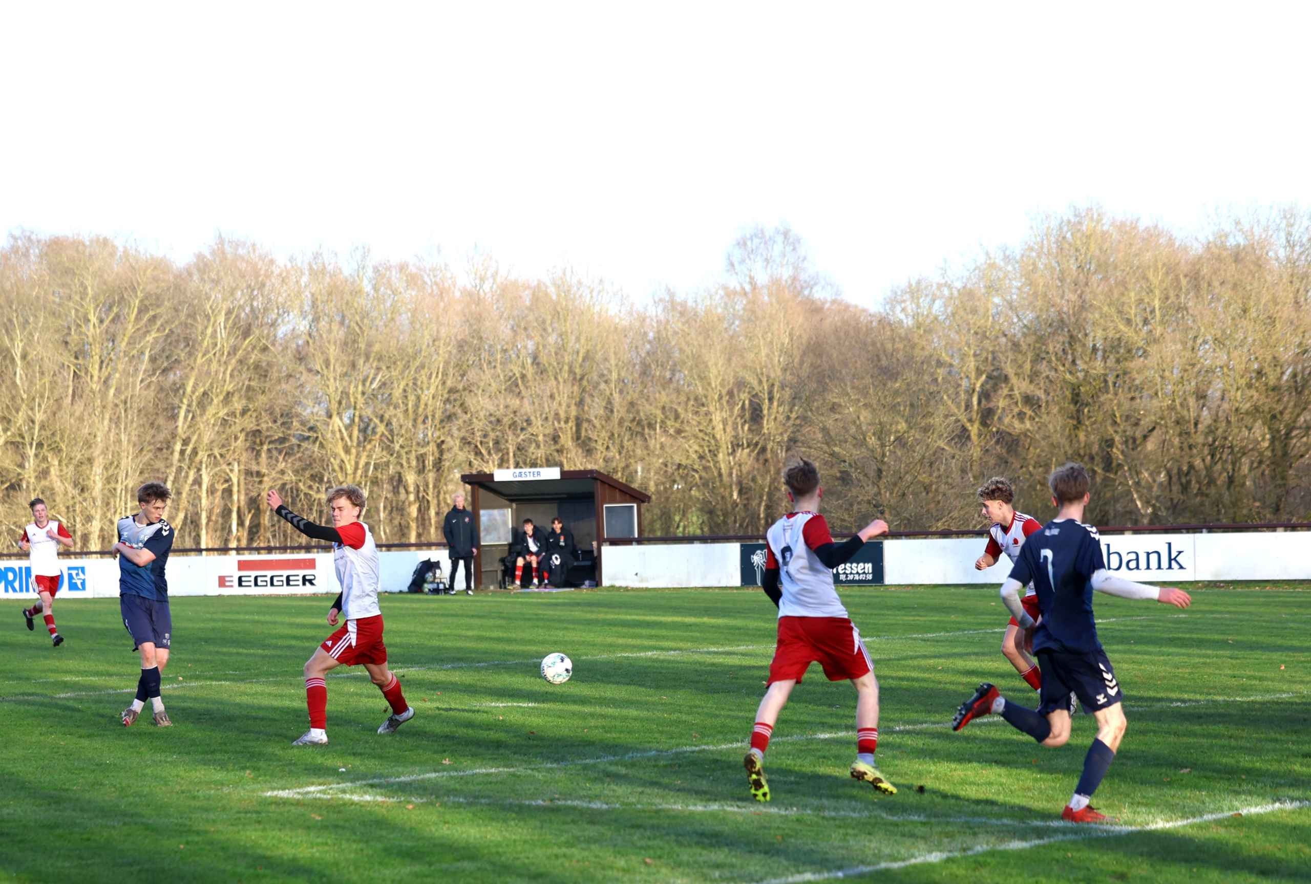HTS U19 vinder 5-1 over SGI. Se de mange billeder.