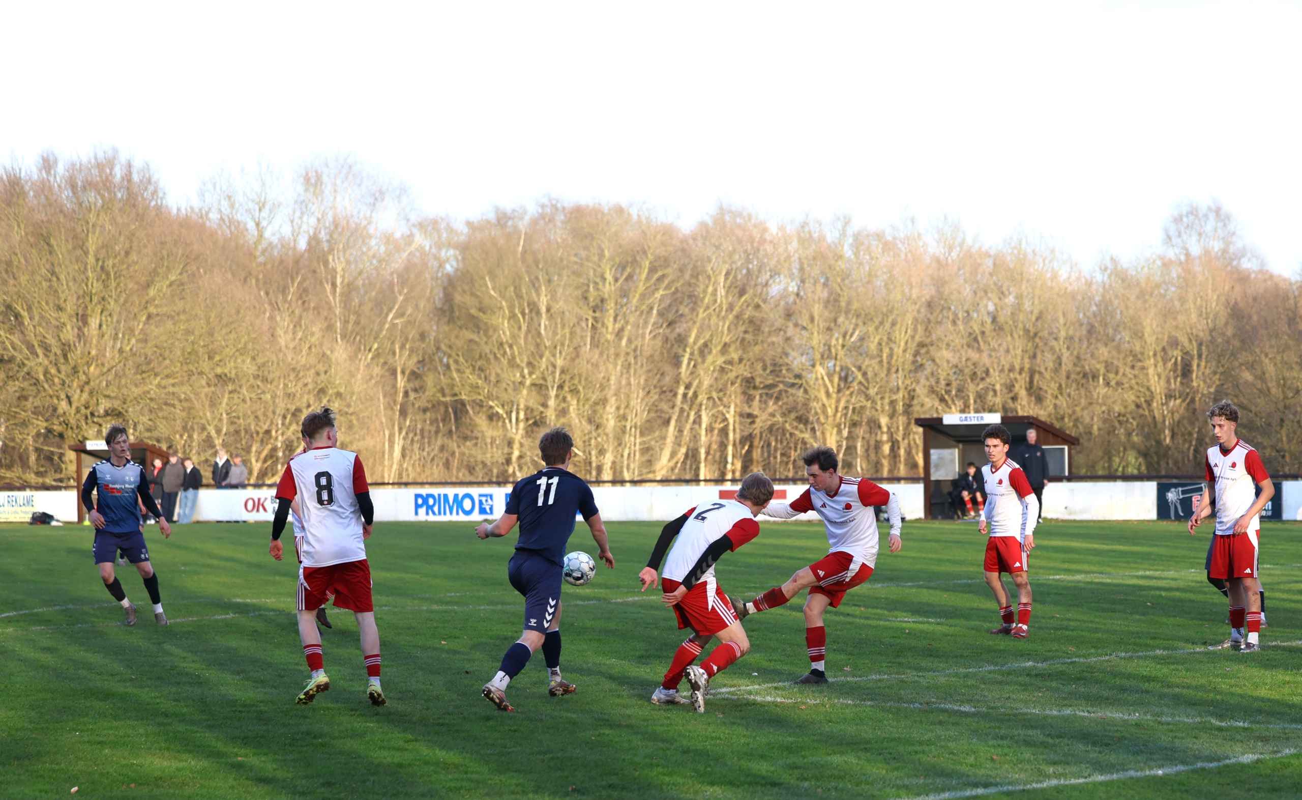 HTS U19 vinder 5-1 over SGI. Se de mange billeder.