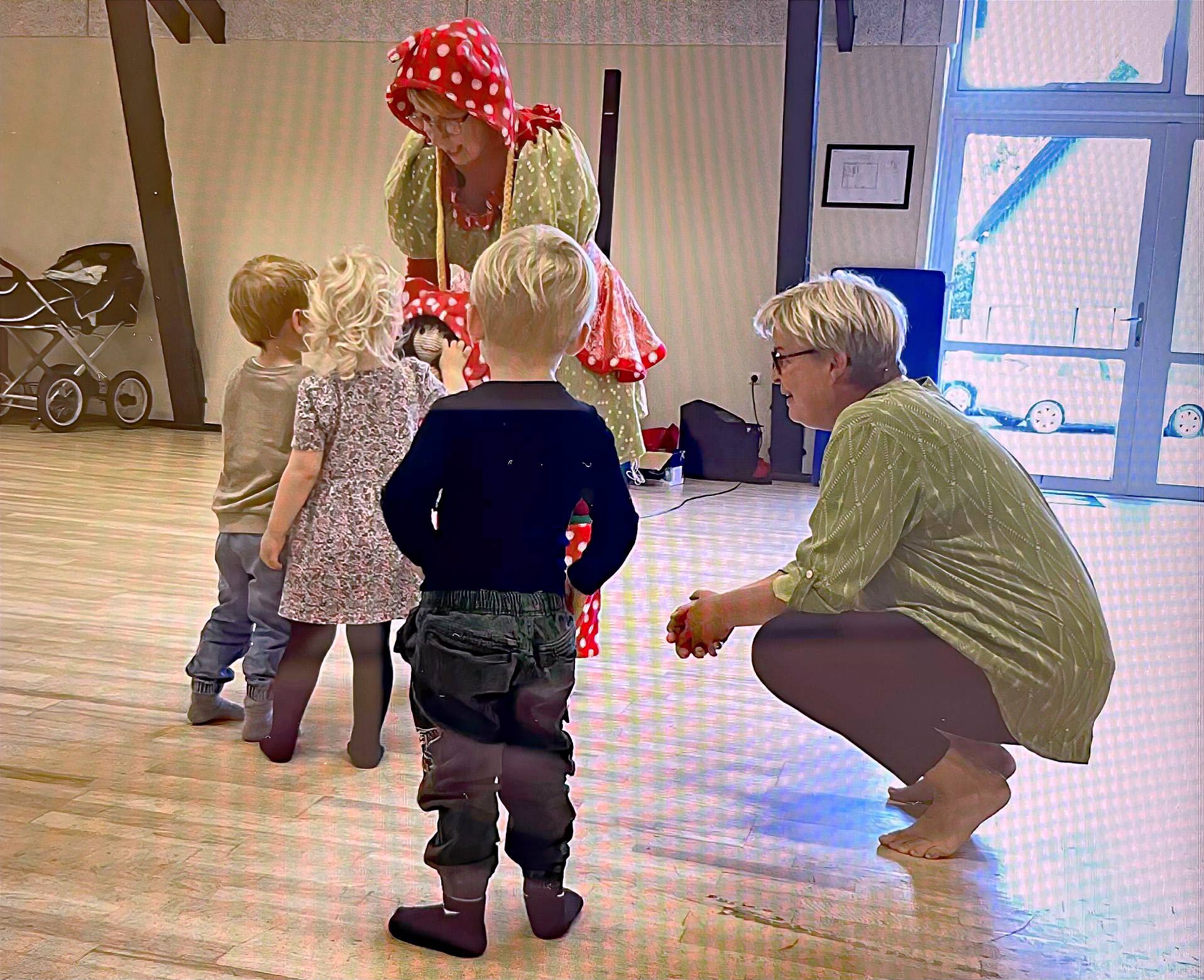 Dagplejen samlede børn til musikleg