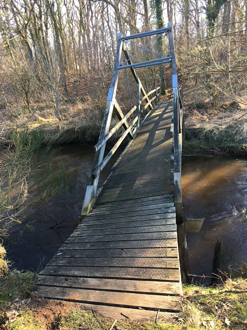 Broen over Ansager Å ved Stemmeværkspladsen lukket