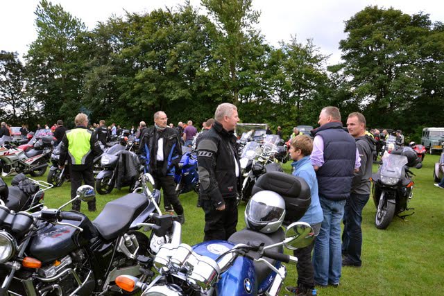 Motorcykel og veteranbiltræf i Skovlund