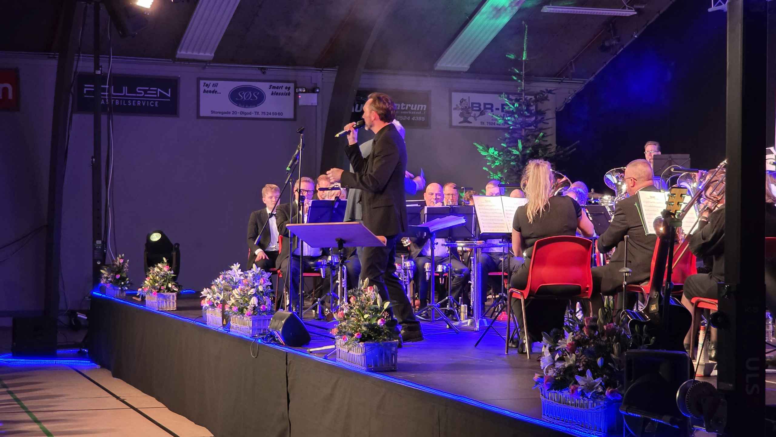 Billeder fra festlig nytårstradition i Ølgod, Lions’ nytårskoncert samlede 475