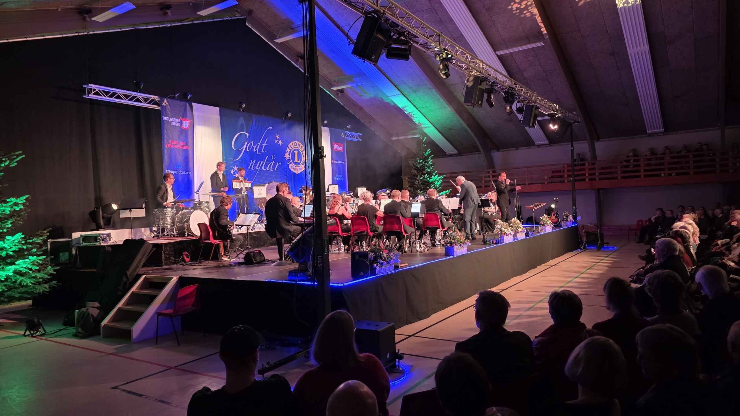 Billeder fra festlig nytårstradition i Ølgod, Lions’ nytårskoncert samlede 475