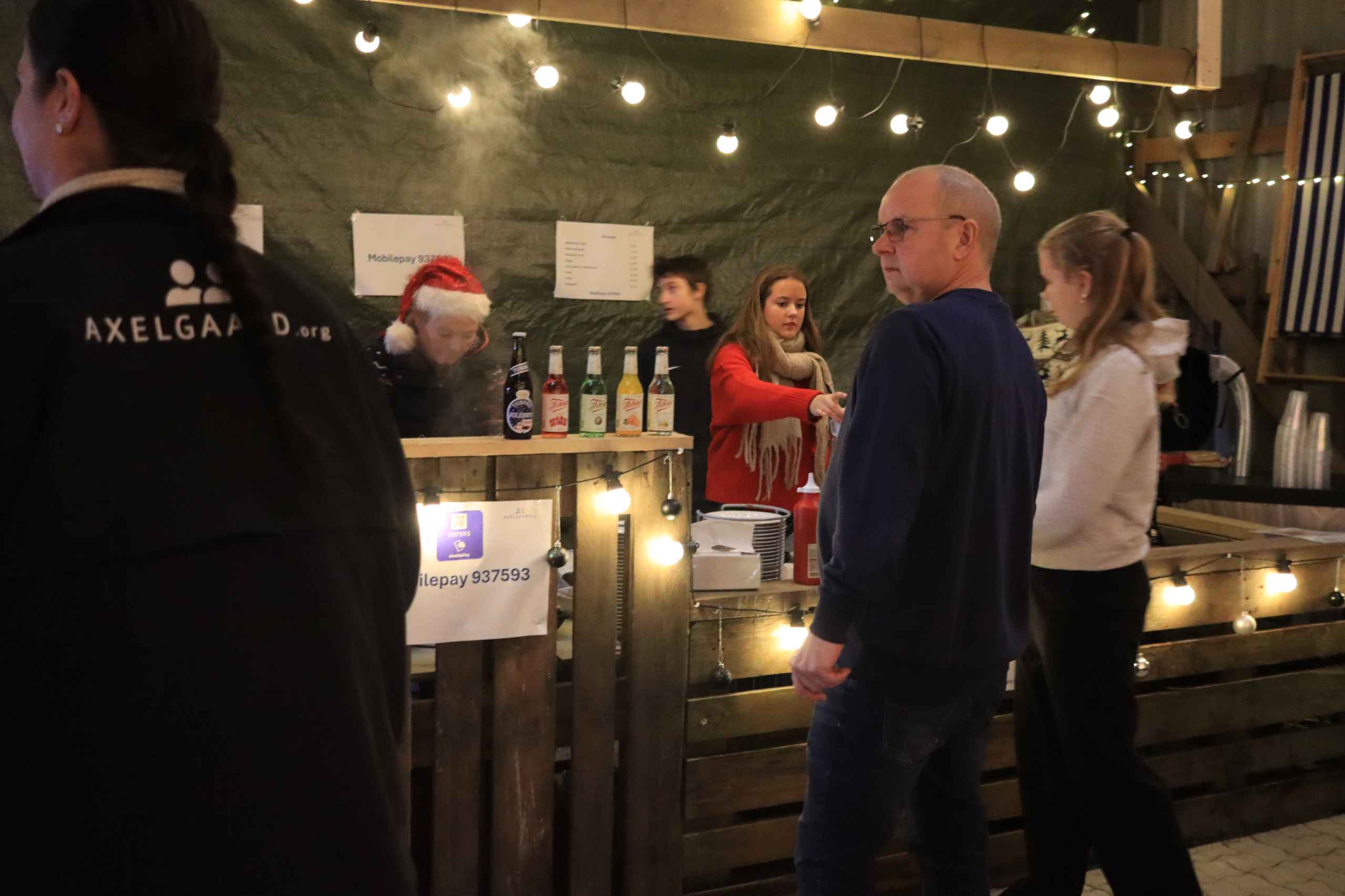 Mange nød julestemning på Axelgaard