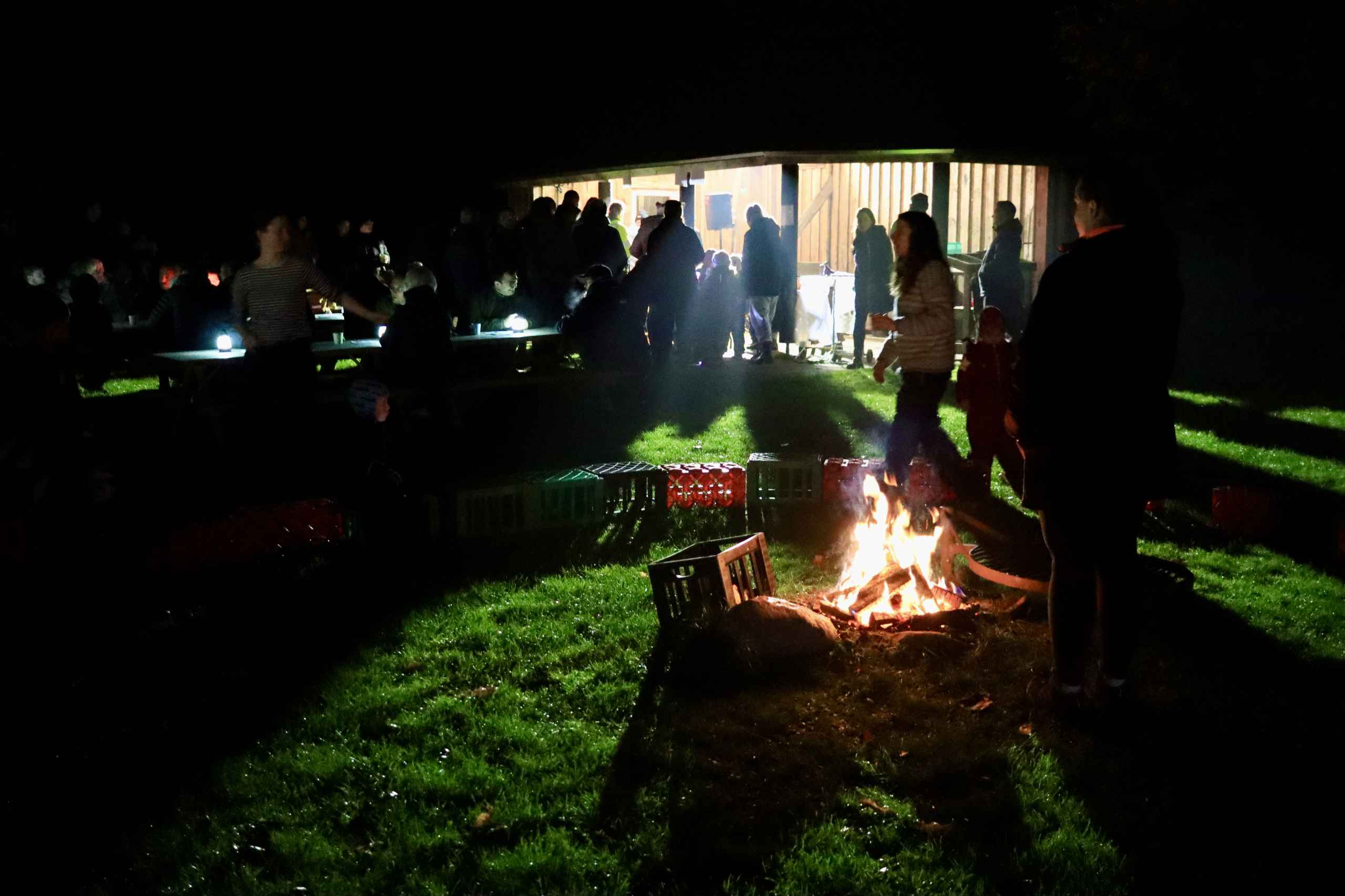 Mørkegåtur og hygge ved børnehaven