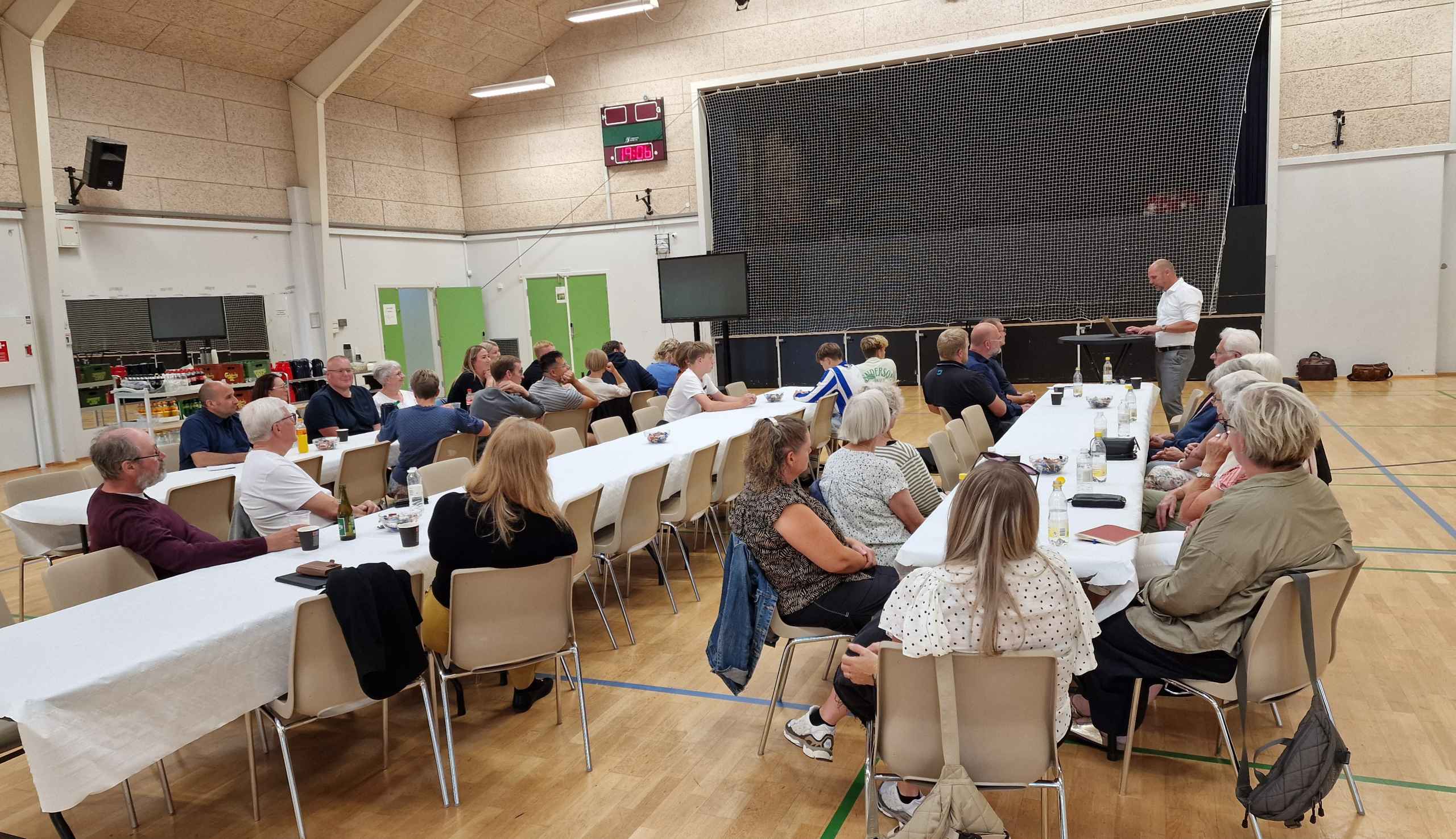 Bid møde Hodde Tistrup Hallen