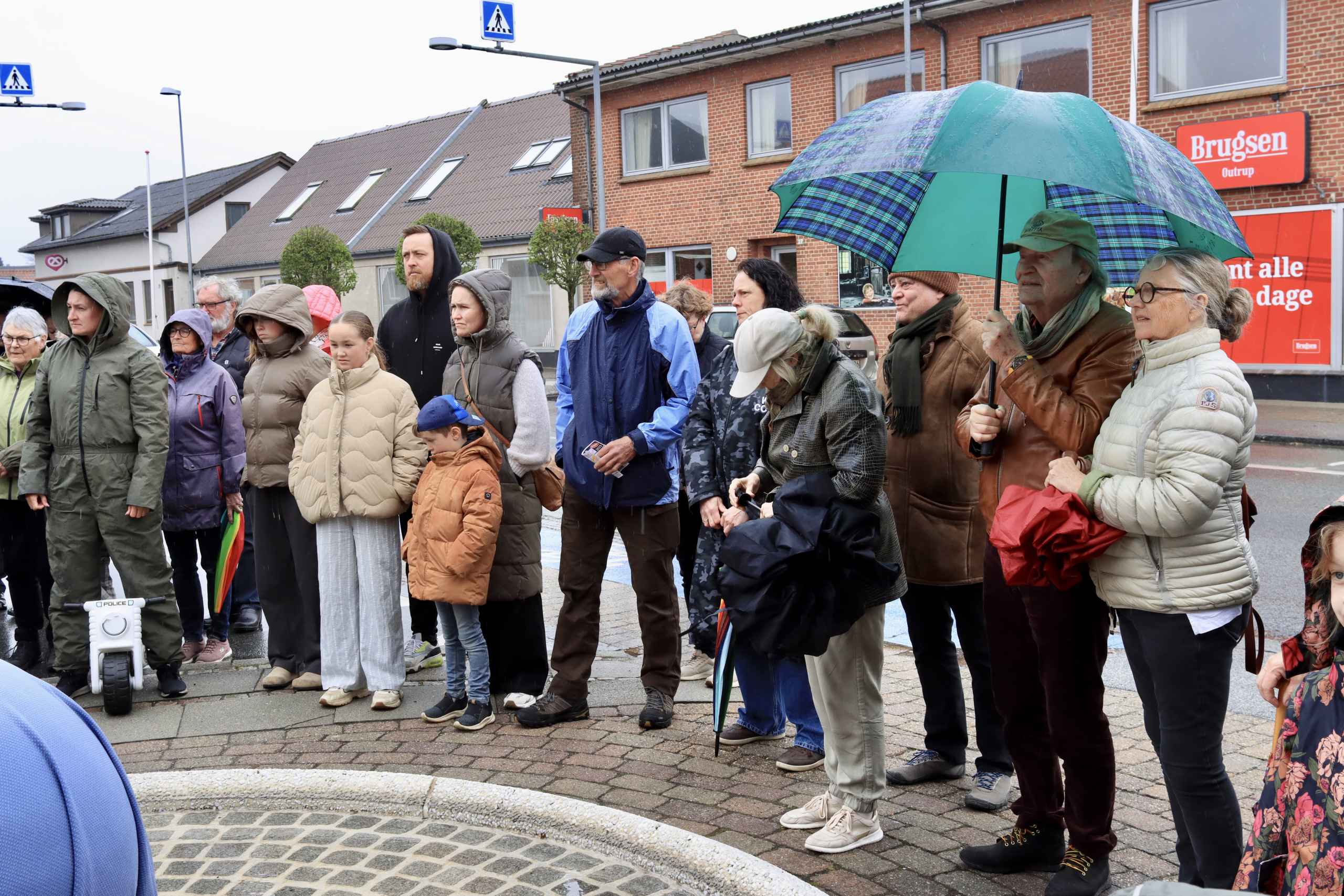 Blå Kugle pryder nu bybilledet