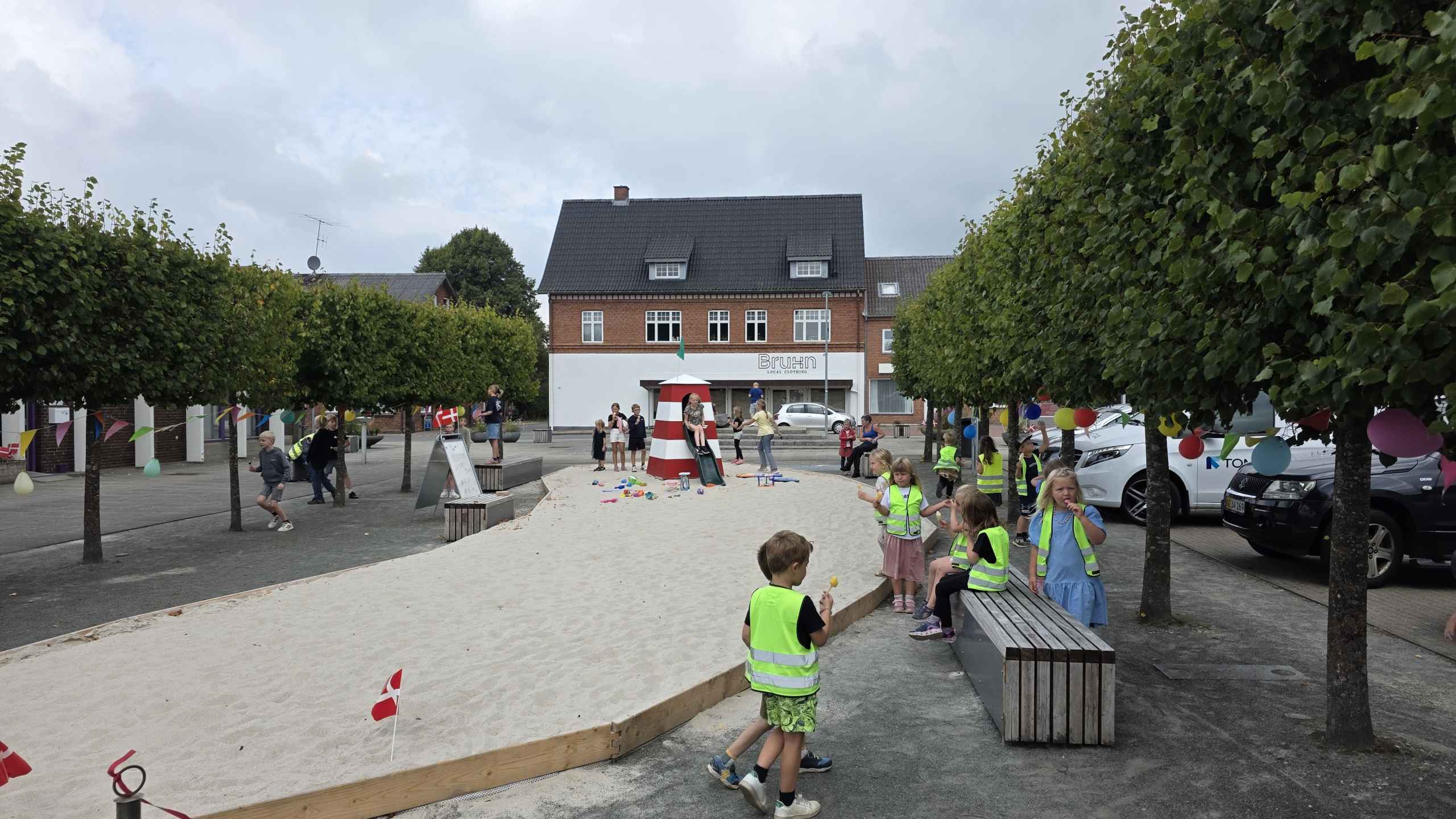 Billeder fra festlig indvielse af Tistrup By-Strand